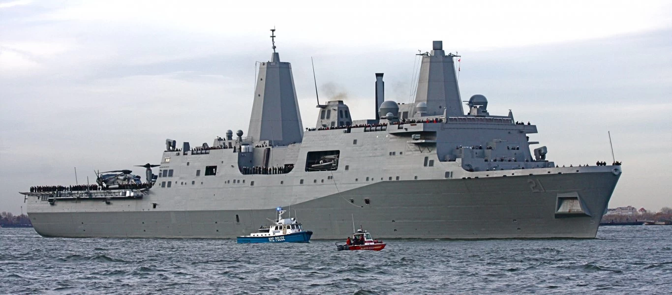 USS New York: Χωρίς... κορωνοϊό πραγματοποιεί ασκήσεις στην Αραβική Θάλασσα